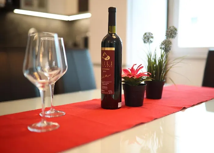 Anchor Апартаменти *